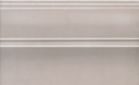 KERAMA MARAZZI FMB031 Плинтус Левада бежевый глянцевый 25х15 25x15x15